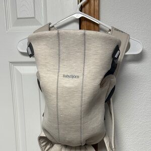 Baby Bjorn Mini Carrier